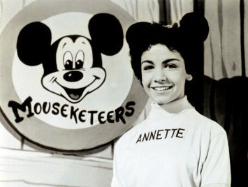039_63371~Annette-Funicello-Posters